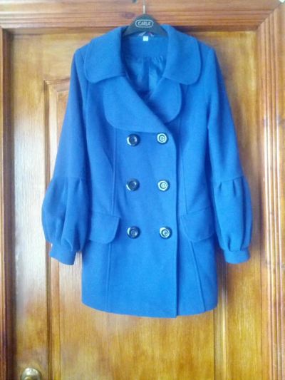 Лот: 6131242. Фото: 1. Пальто синее красивое 48. Верхняя одежда