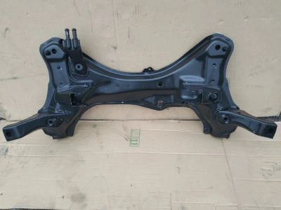 Лот: 21397640. Фото: 1. балка передняя поперечная Toyota... Двигатель и элементы двигателя