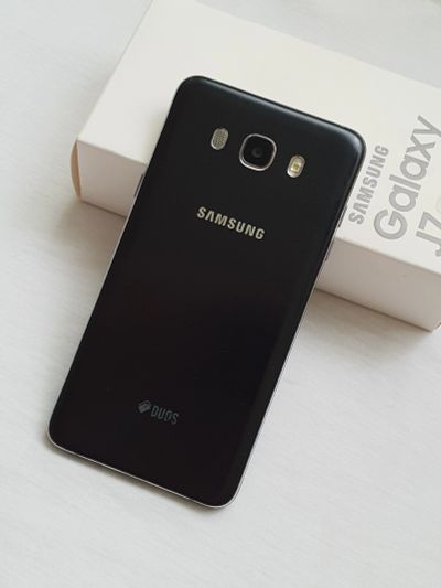 Лот: 11670355. Фото: 1. Samsung galaxy J7 2016. Смартфоны