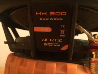 Лот: 6585827. Фото: 1. Сабвуферы HERTZ HX 200, 600 Вт... Сабвуферы
