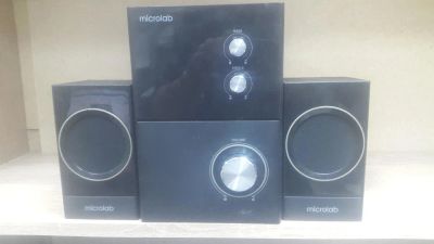 Лот: 11415254. Фото: 1. Колонки 2.1 Microlab M223. Акустические системы