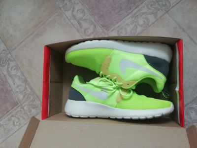 Лот: 16263719. Фото: 1. Nike, женские лето. Кеды, кроссовки, слипоны