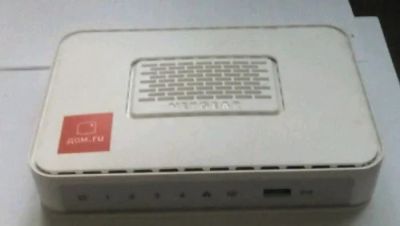 Лот: 11279074. Фото: 1. wi-FI роутер дом.ру. Маршрутизаторы (роутеры)