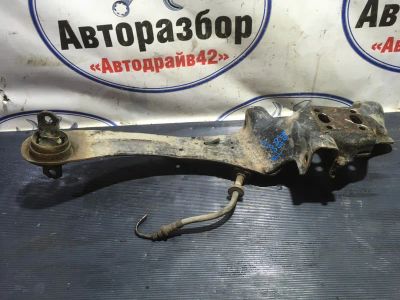 Лот: 21717570. Фото: 1. рычаг продольный Ford Focus DFW. Двигатель и элементы двигателя