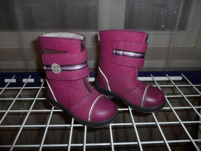 Лот: 12615418. Фото: 1. Валенки девочке разм. 29 стелька... Валенки, угги, унты