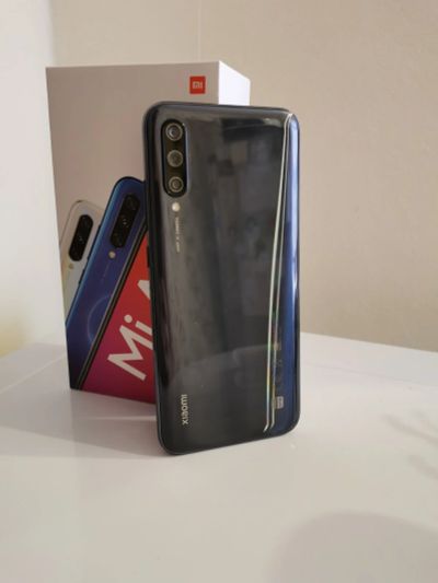 Лот: 17235818. Фото: 1. Xiaomi mi a3. Смартфоны