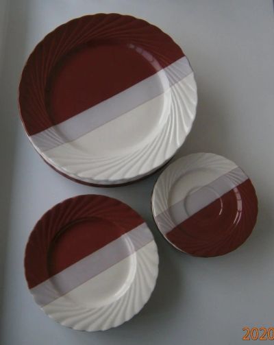 Лот: 16226841. Фото: 1. Набор тарелок (керамика), 15 шт... Тарелки, блюда, салатники