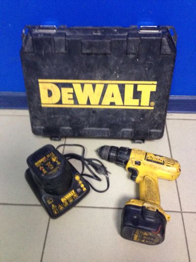 Лот: 8856338. Фото: 1. Дрель шуруповерт DeWALT d-65510... Электроинструмент