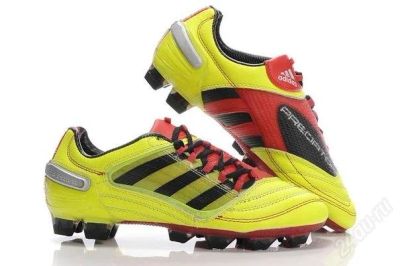 Лот: 1167863. Фото: 1. Бутсы adidas Predator. Другое (обмундирование и экипировка)