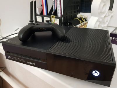 Лот: 15237384. Фото: 1. Xbox One 500GB Black Матовый Редкий. Игровые приставки, консоли