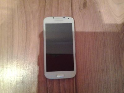 Лот: 4576348. Фото: 1. Samsung Galaxy s4. Кнопочные мобильные телефоны