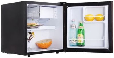 Лот: 24460654. Фото: 1. Холодильник Tesler RC-55 Black. Холодильники, морозильные камеры
