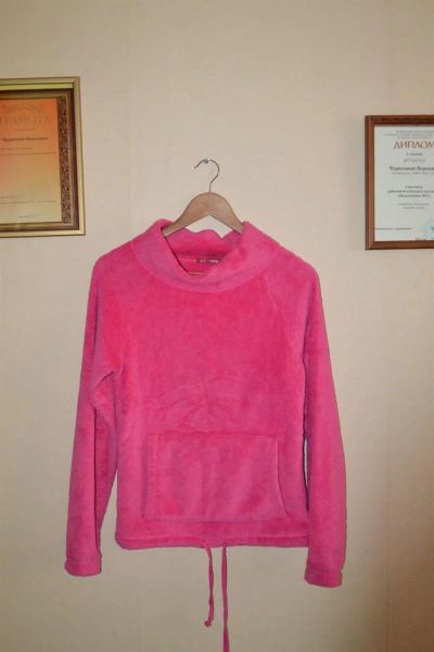 Лот: 3629461. Фото: 1. Толстовка 42-44. Свитеры, толстовки, худи