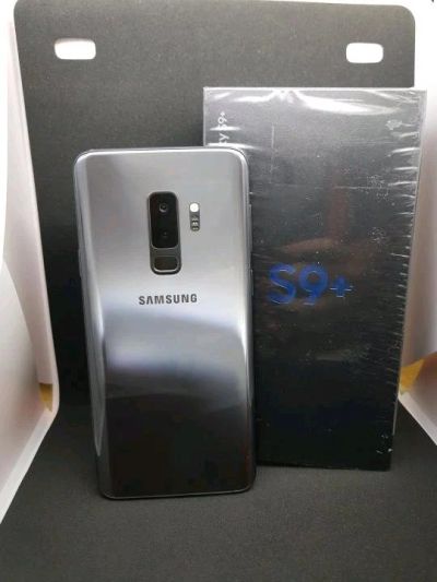 Лот: 14069048. Фото: 1. Samsung s9 plus. Смартфоны