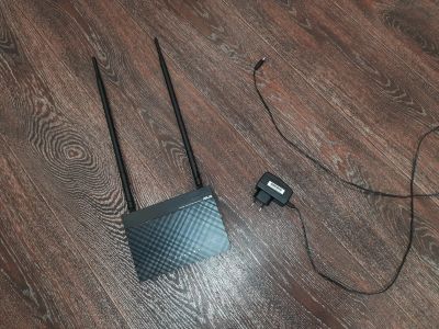 Лот: 16651773. Фото: 1. Wi-fi роутер Asus RT-N12HP. Маршрутизаторы (роутеры)