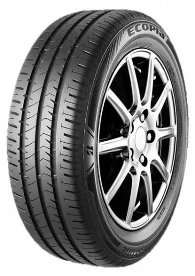 Лот: 20135384. Фото: 1. Шина 185/55 16 83V Bridgestone... Шины