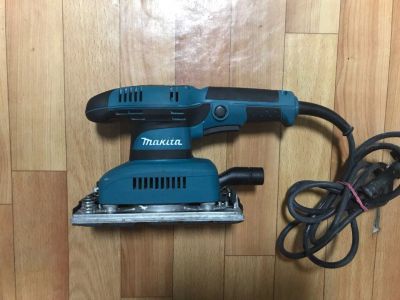 Лот: 9943171. Фото: 1. Вибрационная шлифмашина Makita... Электроинструмент