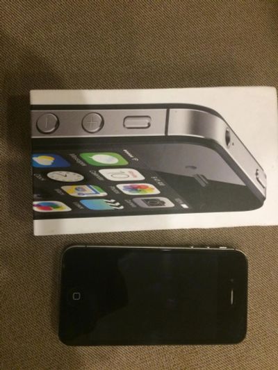 Лот: 9955202. Фото: 1. Продам iPhone 4s 8gb. Смартфоны