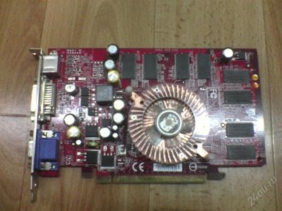 Лот: 1016317. Фото: 1. Видеокарта 128Mb GeForce 6600... Видеокарты