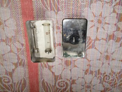Лот: 15521228. Фото: 1. Шприц СССР 10 мл. + стерилизатор. Шприцы, тавотницы, маслёнки