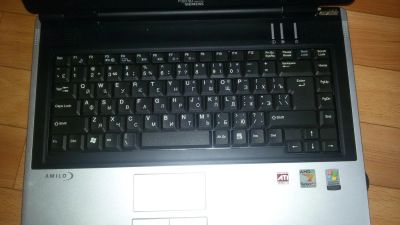 Лот: 7458293. Фото: 1. Ноутбук Fujitsu-Siemens AMILO... Ноутбуки