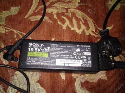Лот: 5622910. Фото: 1. Оригинальная зарядка SONY VAIO... Зарядные устройства
