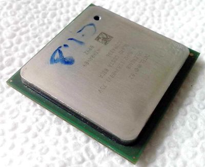 Лот: 6118470. Фото: 1. Процессор Intel Celeron SL6A2... Другое (комплектующие)