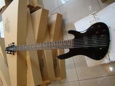 Лот: 476287. Фото: 1. washburn xb126 шестиструнный бас. Гитары