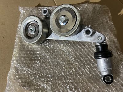 Лот: 25647459. Фото: 1. Натяжитель приводного ремня Honda... Двигатель и элементы двигателя