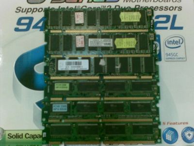 Лот: 64942. Фото: 1. Память DIMM PC100 32Mb-4шт.+DIMM... Оперативная память