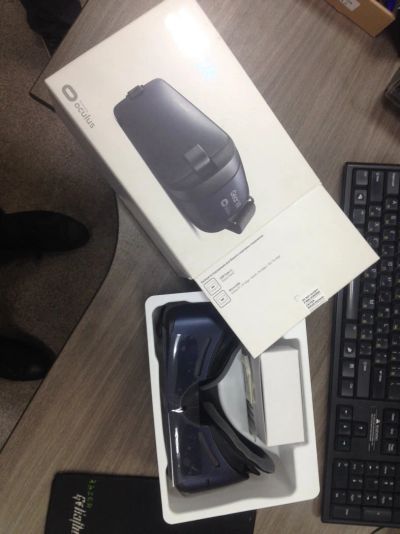 Лот: 9502501. Фото: 1. очки виртуальной реальности Samsung... Очки, шлемы виртуальной реальности