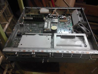 Лот: 5761949. Фото: 1. cisco 2821 маршрутизатор. Маршрутизаторы (роутеры)