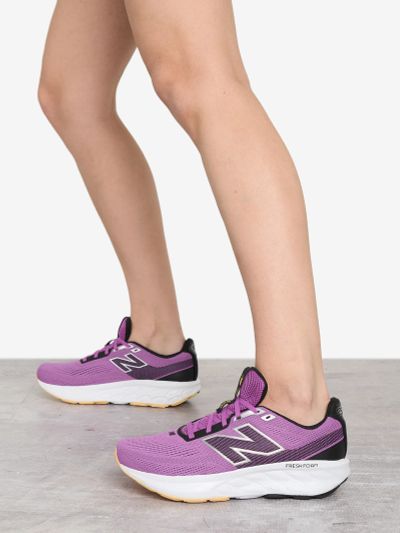 Лот: 25369537. Фото: 1. Кроссовки женские New Balance... Кеды, кроссовки, слипоны