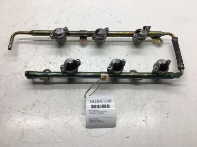 Лот: 20386938. Фото: 1. Рейка топливная Nissan Cefiro... Топливная система