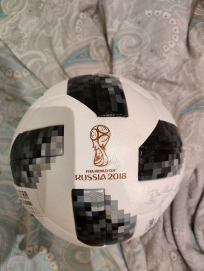 Лот: 19457808. Фото: 1. Новый футбольный мяч Adidas Telstar... Мячи, ракетки, шайбы, клюшки