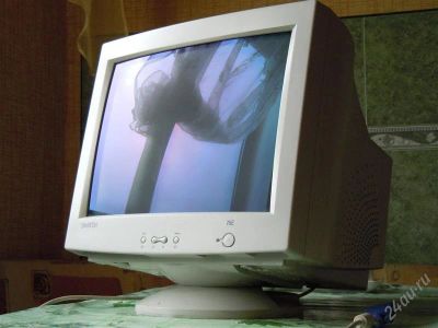 Лот: 1041176. Фото: 1. Samsung Samtron 76E. ЭЛТ-мониторы