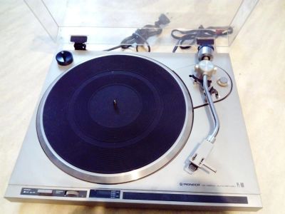 Лот: 10915246. Фото: 1. Виниловый проигрыватель Pioneer... Виниловые проигрыватели и электрофоны