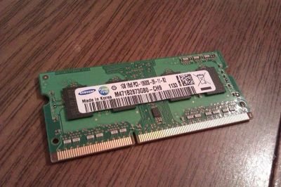 Лот: 2211551. Фото: 1. SODIMM DDR III/Samsung/1Gb x2. Оперативная память