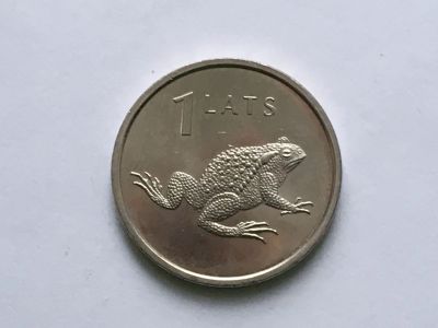 Лот: 12744215. Фото: 1. Латвия, 1 лат. 2010 год. Лягушка... Европа
