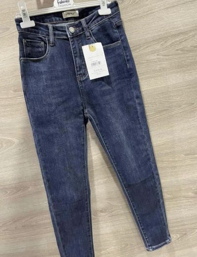 Лот: 25897602. Фото: 1. Новые джинсы 42-44 размер. Джинсы