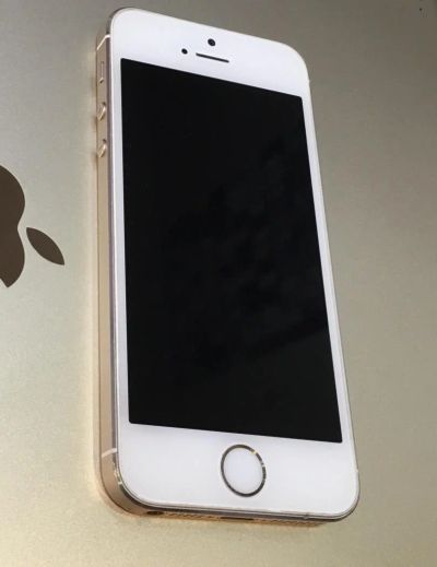Лот: 9479537. Фото: 1. Iphone 5S 64Gb Gold модель А1533. Смартфоны