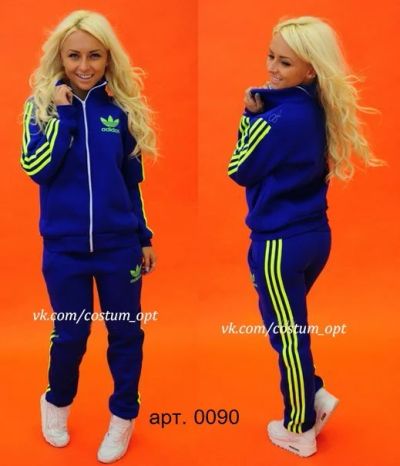 Лот: 7192903. Фото: 1. Спортивный костюм. Костюмы