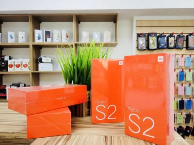 Лот: 12339374. Фото: 1. Xiaomi Redmi S2 4/64Gb. Новые... Смартфоны