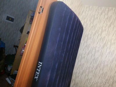 Лот: 10334377. Фото: 1. надувной матрас 1,5*2м. Спальные мешки, надувные кровати, коврики туристические