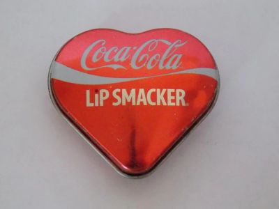 Лот: 7813168. Фото: 1. Блеск для губ с запахом Coca-Cola. Макияж