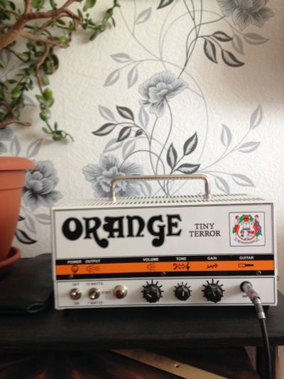 Лот: 16911373. Фото: 1. Гитарный усилитель Orange Tiny... Гитарные эффекты и комбоусилители