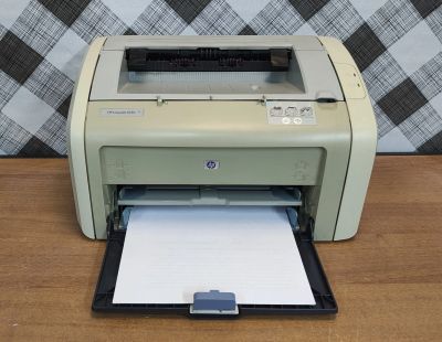 Лот: 19547103. Фото: 1. Принтер HP LJ 1020 (Новый картридж... Лазерные принтеры