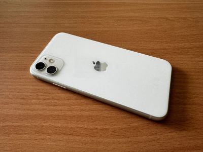 Лот: 23688257. Фото: 1. iPhone 11 128 White. Смартфоны