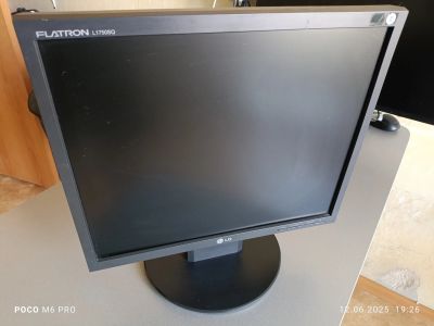 Лот: 25510507. Фото: 1. Монитор lg. ЖК-мониторы