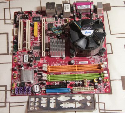 Лот: 13353640. Фото: 1. Материнская плата MSI MS-7210... Материнские платы